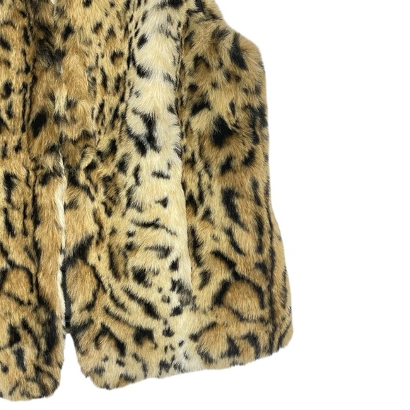 Chico’s Leopard Print Faux Fur Vest Size 1 (M) Animal Print Sleeveless Jacket - Picture 6 of 12